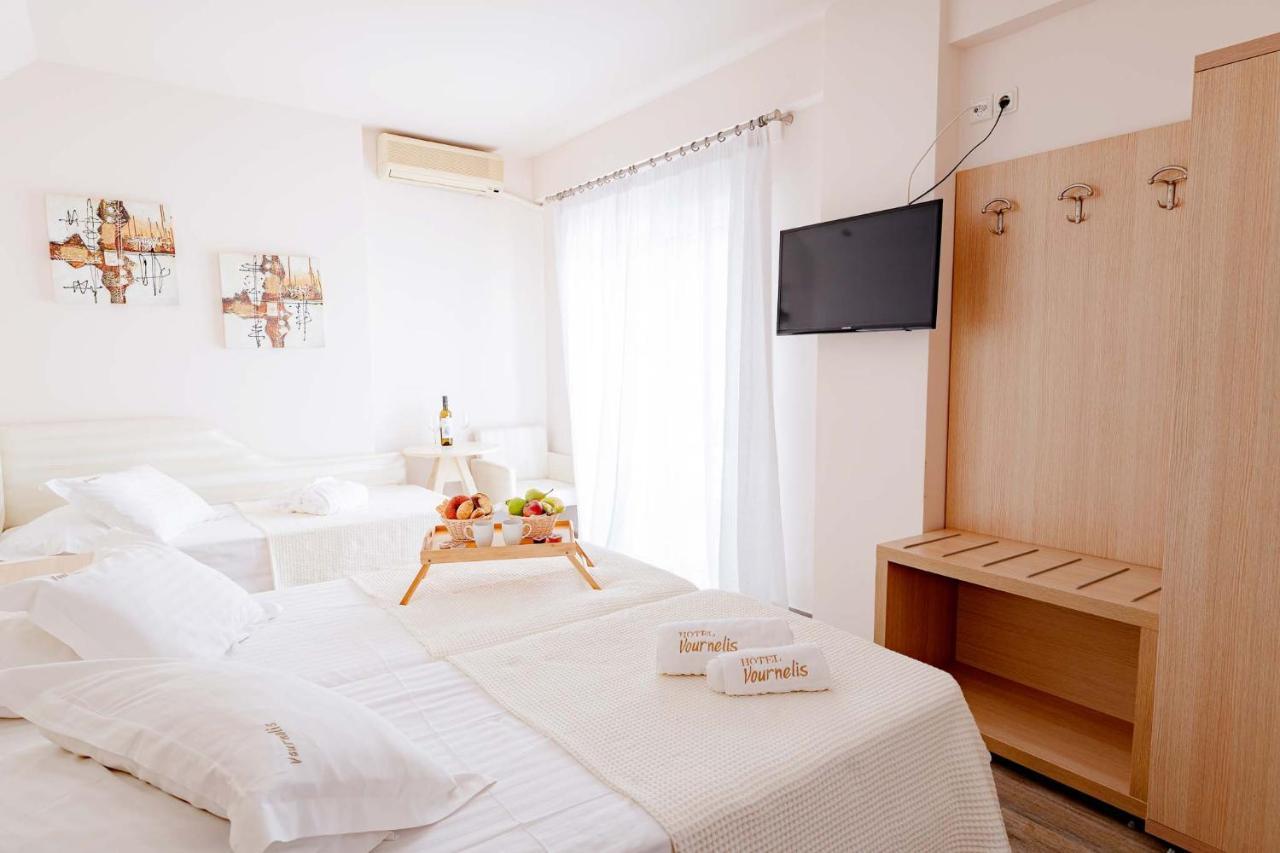 Vournelis Beach Hotel And Spa Nea Iraklitsa Exterior photo