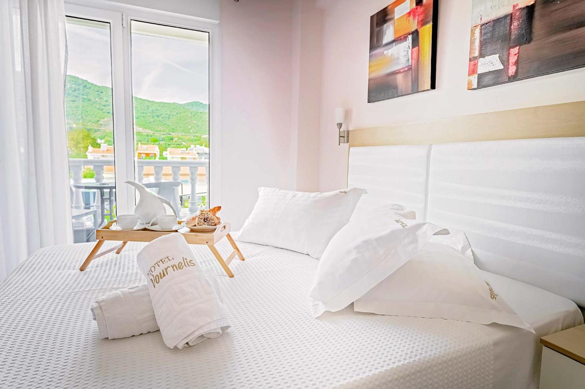Vournelis Beach Hotel And Spa Nea Iraklitsa Exterior photo